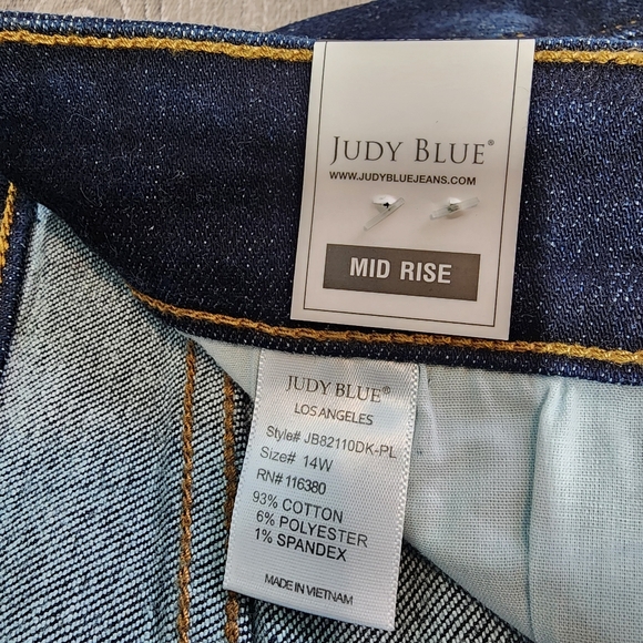 NWT JUDY BLUE Dark Wash Classic Denim Mid Rise Skinny Fit Jean 14 W - Picture 5 of 16